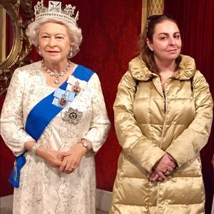 Meet your Posher, Angeliki